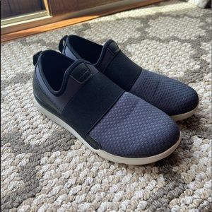 Kuru Women’s Ellie slip on shoe size 8.5